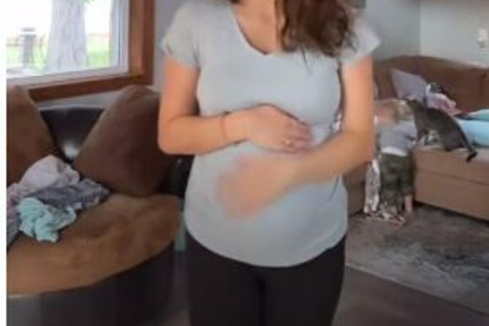 SVAKI PUT KADA JE SPAVALA SA MOMCIMA OSTAJALA JE TRUDNA: Ne planira da STANE, POZE koje pravi SVE GOVORE (VIDEO)