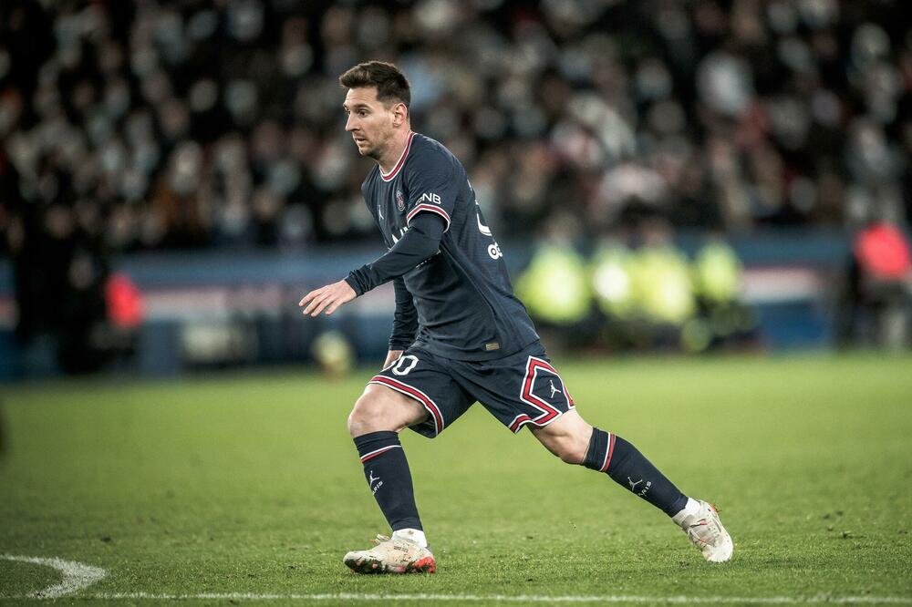 "KRALJ" DRHTI PRED MESIJEM I DRUGOVIMA: Laž je da je reč o softverskoj greški!