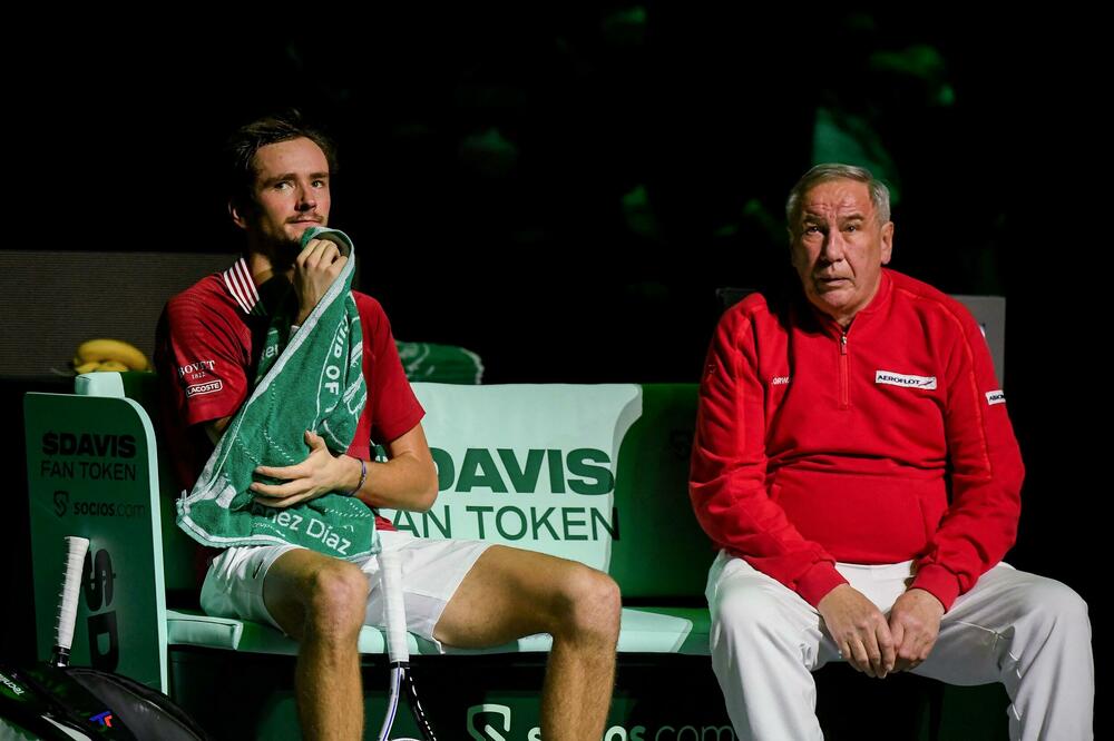 POZNAT POSLEDNJI POLUFINALISTA DEJVIS KUPA: Rusi očekivano izlaze na megdan reprezentaciji Nemačke (FOTO)