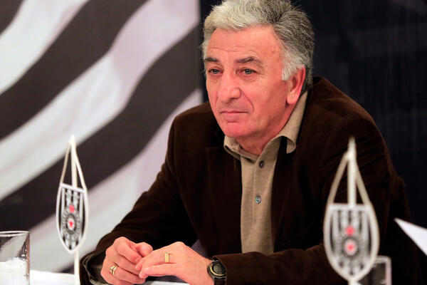 EVO OD ČEGA JE PREMINUO MOCA, TUGA