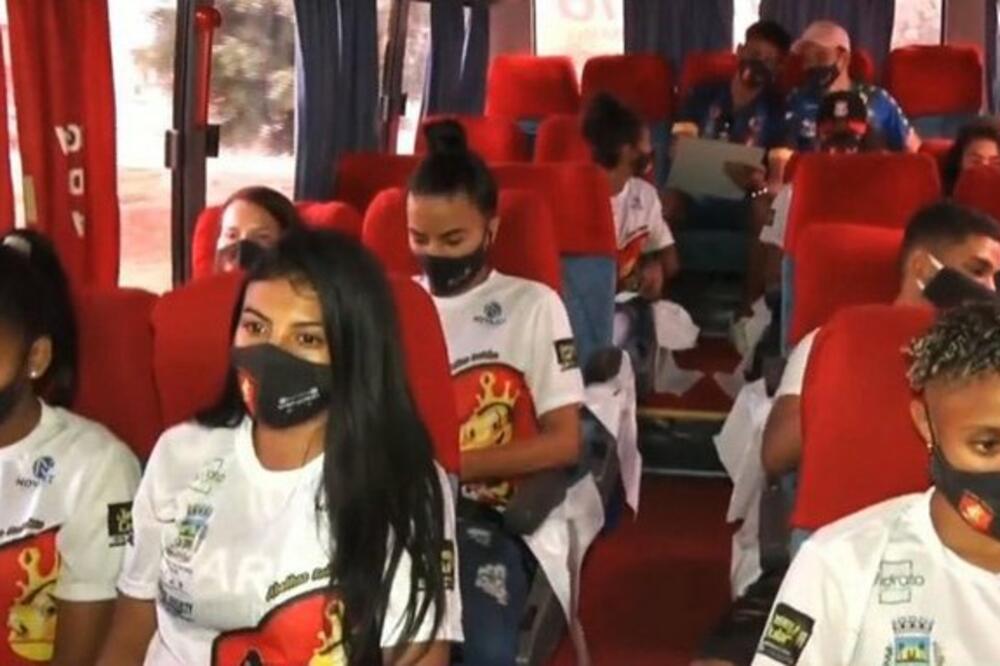 "PLAŠILA SAM SE DA ĆU ZAVRŠITI U MORU KRVI": Horor u Brazilu -opljačkan autobus fudbalerki, jedna SILOVANA!