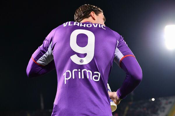 VLAHOVIĆ U MATIĆEVOM I RONALDOVOM GRADU: "Detalj" koji se razlikuje - NEBESKOPLAVI DRES!