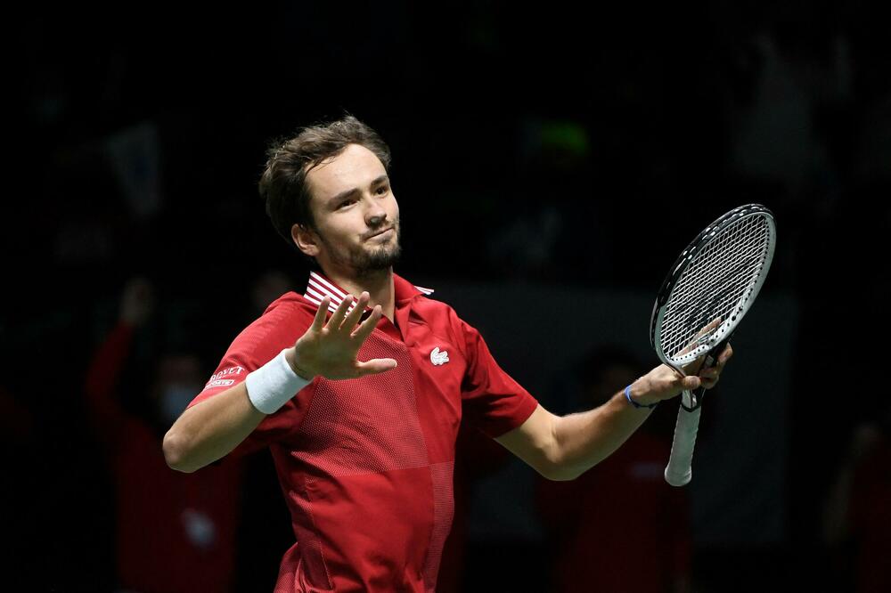 MEDVEDEV SVE RADI SA 'ČISTOM EMOCIJOM'! "Svi pitaju: ’Kako to da nisi kao Rodžer ili Rafa?’"