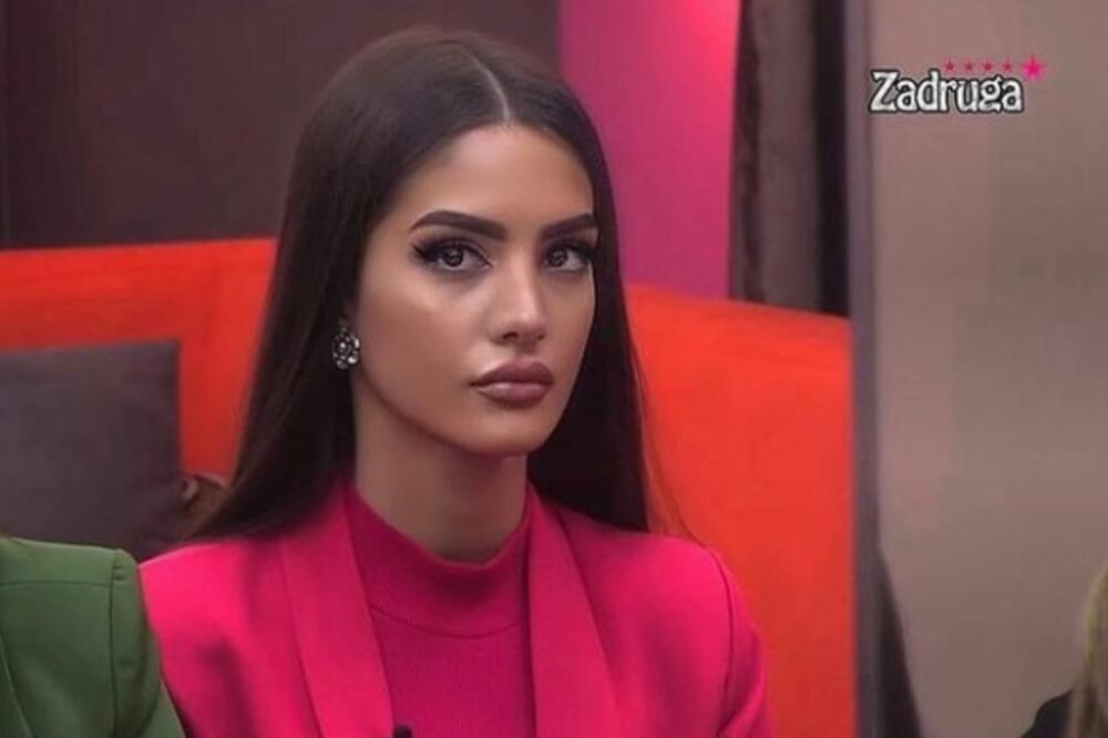 IZJAVA ANĐELE ĐURIČIĆ DIGLA PRAVU BURU NA MREŽAMA: Oglasila se i bivša zadrugarka, NIJE BIRALA reči