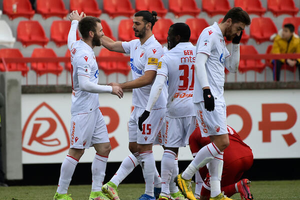 CRVENA ZVEZDA NOSI CEO PLEN IZ KRUŠEVCA: Rodić i Katai tresli mrežu domaćih, VAR poništio pogodak Napretka!
