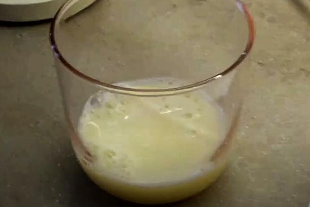 DA LI BISTE PROBALI SOK OD KROMPIRA? Zbog onog što radi, PRAVIĆETE ČAŠU ZA ČAŠOM (RECEPT)