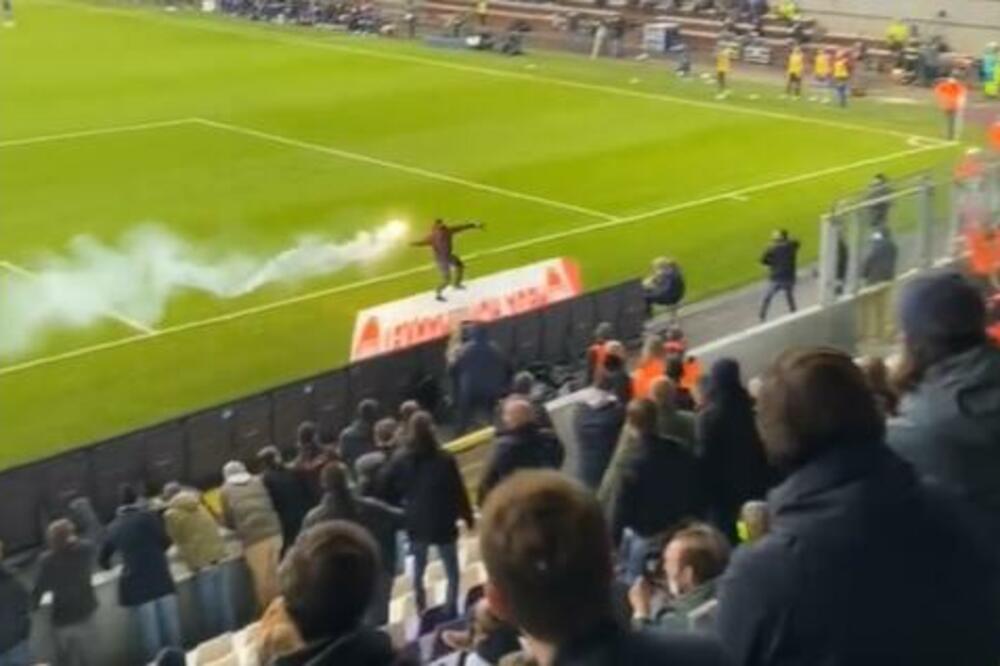 'RATNE SCENE U BELGIJI': U Antverpu navijač "pokušao UBISTVO", divljali i ozloglašeni huligani Standarda! (VIDEO)