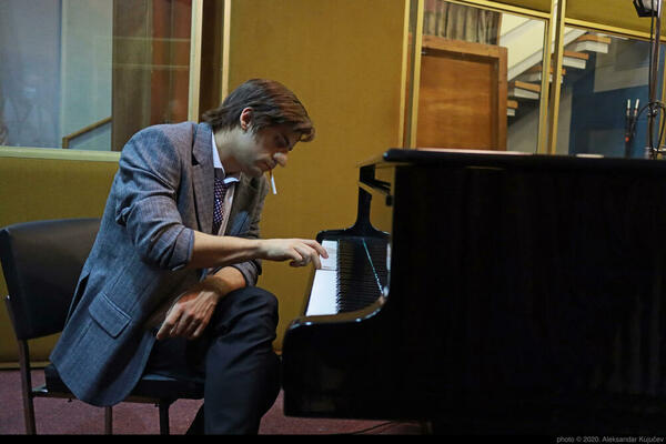 POSLE FILMA STIŽE NAM I SERIJA: Toma će se prikazivati u EPIZODAMA