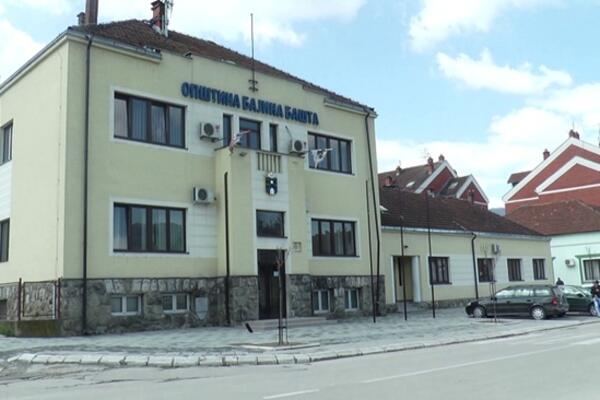 U BAJINOJ BAŠTI DUŽI PERIOD NEMA ZARAŽENIH OSOBA: Zlatiborski okrug nekad ŽARIŠTE, danas se uspešno bori sa KORONOM