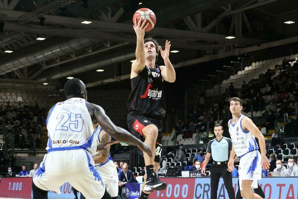 Sjajan u pobedi svog Virtusa: TEODOSIĆ "ISPIO" CEDEVITU U LJUBLJANI!