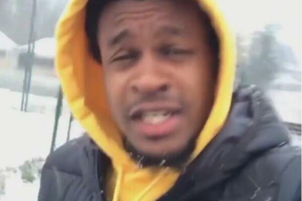 KAMERUNAC PROKLINJE SNEG: Reakcija fudbalera Mladosti na zimske dane u Lučanima postala HIT na Instagramu! (VIDEO)