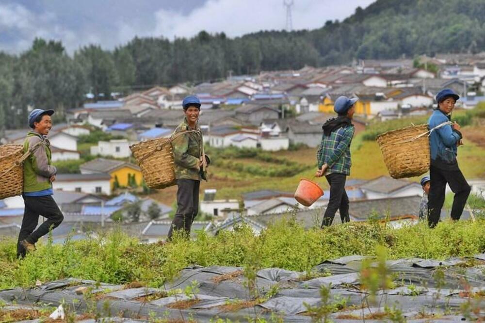 KINA PORUČUJE: Ne postoji samo jedna vrsta demokratije, potrebno je promovisati duh PRAVE DEMORATIJE