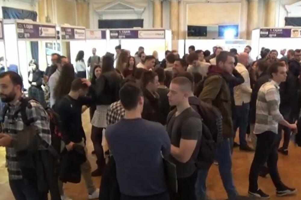 NA GRAĐEVINSKOM FAKULTETU NORMALIZOVANA NASTAVA: Odvijaće se uživo!