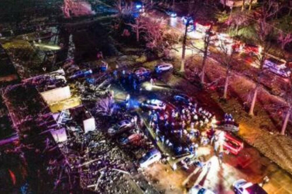 SNAŽNO NEVREME POGODILO SAD: Jak vetar srušio starački dom, ima i MRTVIH! (FOTO)