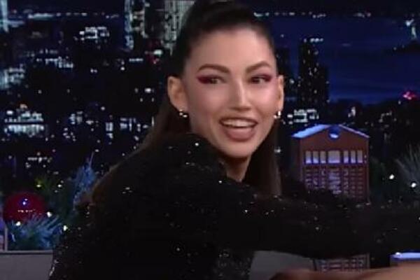 LEPOTICA IZ SERIJE "LA CASA DE PAPEL" SRELA MADONU! Njeno pitanje ŠOKIRALO je popularnu pevačicu (VIDEO)