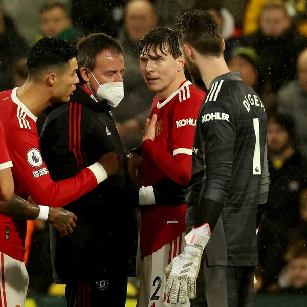 OPASNI VIRUS NAPAO ČLANOVE TIMA IZ MANČESTERA: Zaraženi su poslati kućama (FOTO)