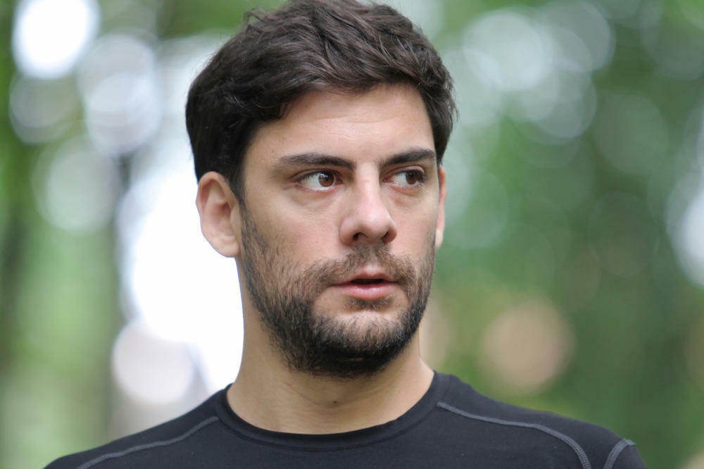 DANAS JE DAN ZA EKSKLUZIVE: Otkriveno sa kim je u vezi Milan Marić, svi je znate!