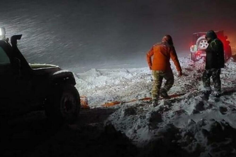 MUP saopštio u kakvom su stanju ZAROBLJENI NA MALJENU: Među njima i dvoje MALOLETNIKA