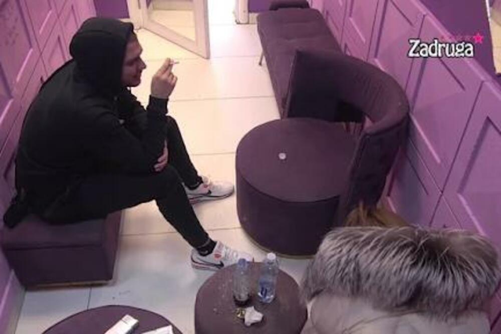 NA KORAK DO POMIRENJA!? DALILA I DEJAN SEDE, SMEJU SE I EVOCIRAJU STARE USPOMENE: Prisetili se smešnih scena!