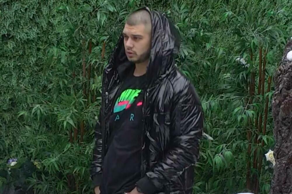 DEJAN DRAGOJEVIĆ IZVRŠIO OBRED USRED ZADRUGE?! Usijali se komentari, da li je ovaj SNIMAK čisti DOKAZ?! (VIDEO)