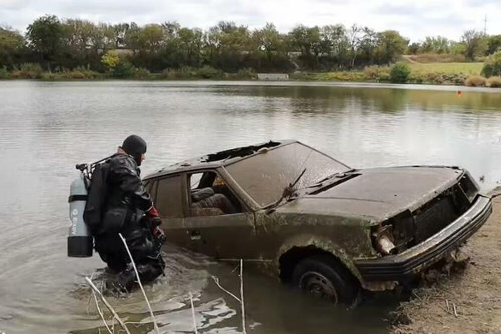 RONILAC PRONAŠAO AUTOMOBIL I DVA LEŠA ZA KOJIMA SE TRAGALO 20 GODINA: Ljudi u totalnom šoku (VIDEO)