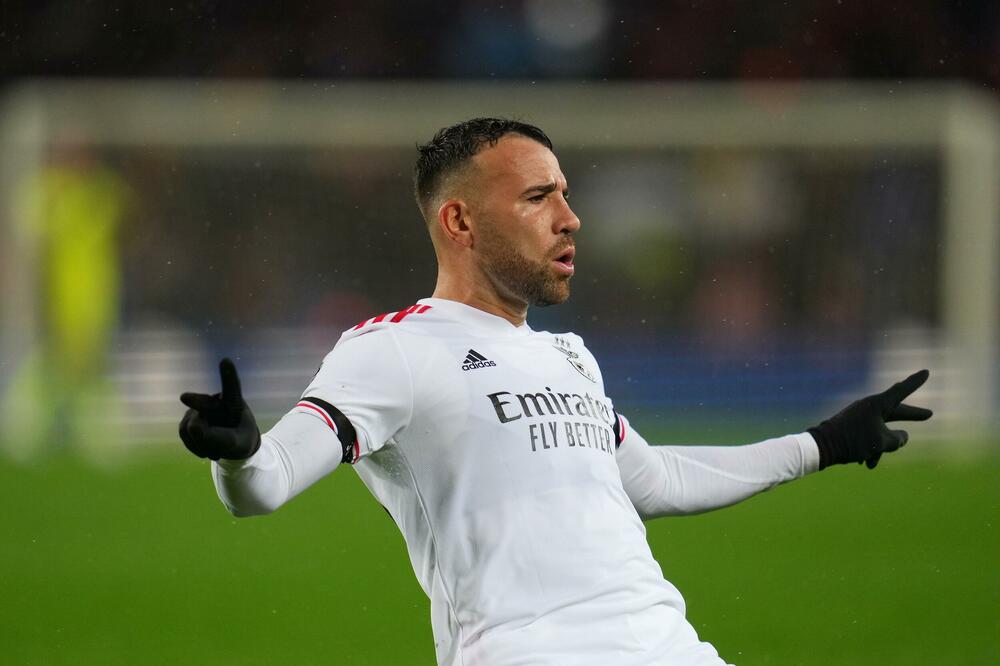 SAVLADAN, VEZAN I OPLJAČKAN: Nikolas Otakmendi!