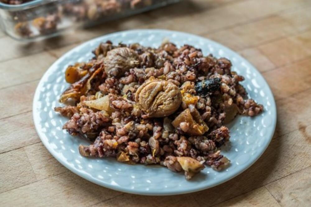 JEDNA NAMIRNICA POMAŽE KOD IZBACIVANJA VODE IZ ORGANIZMA: Telo će vam biti zahvalno