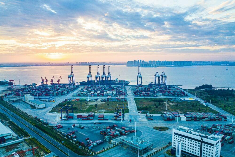 PREMIJER LI KEĆIJANG: Prioritet Kine u narednoj godini je stabilnost