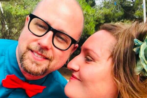 "MOJ JADNI DEČKO JE OVO IZBACIO IZ SEBE": Milioni u strahu gledaju snimak izbačenog KAMENA iz bubrega (VIDEO)