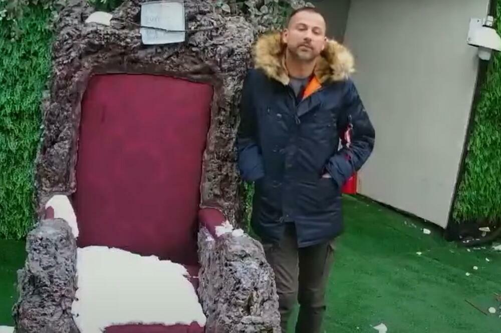 "MAJA NE MOŽE BEZ ONE STVARI, DEJAN JE SEBIČAN!" ĐEDOVIĆ OPLEO PO ZADRUGARIMA: Nikoga nije poštedeo! (VIDEO)