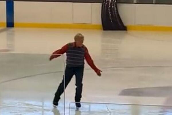 STARAC (77) IZVODI NEVEROVATNE STVARI: A u pozadini se krije teška ŽIVOTNA PRIČA, uopšte nije LAKO