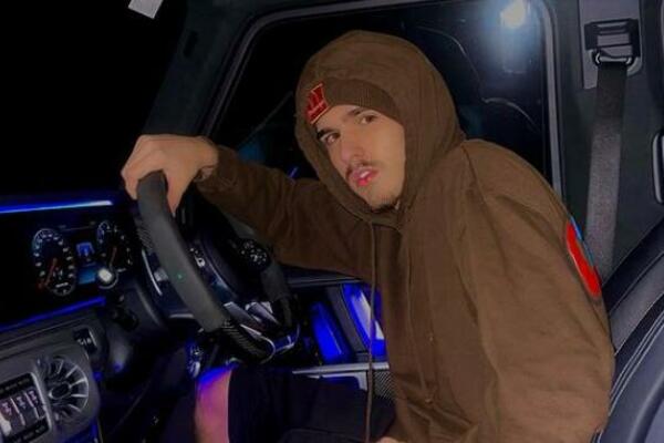 SA SVOJIH 18 GODINA ZARAĐUJE PRAVO BOGATSTVO: 26.000 EVRA mu legne dok SPAVA, pogledajte u ŠTA je krenuo da ULAŽE