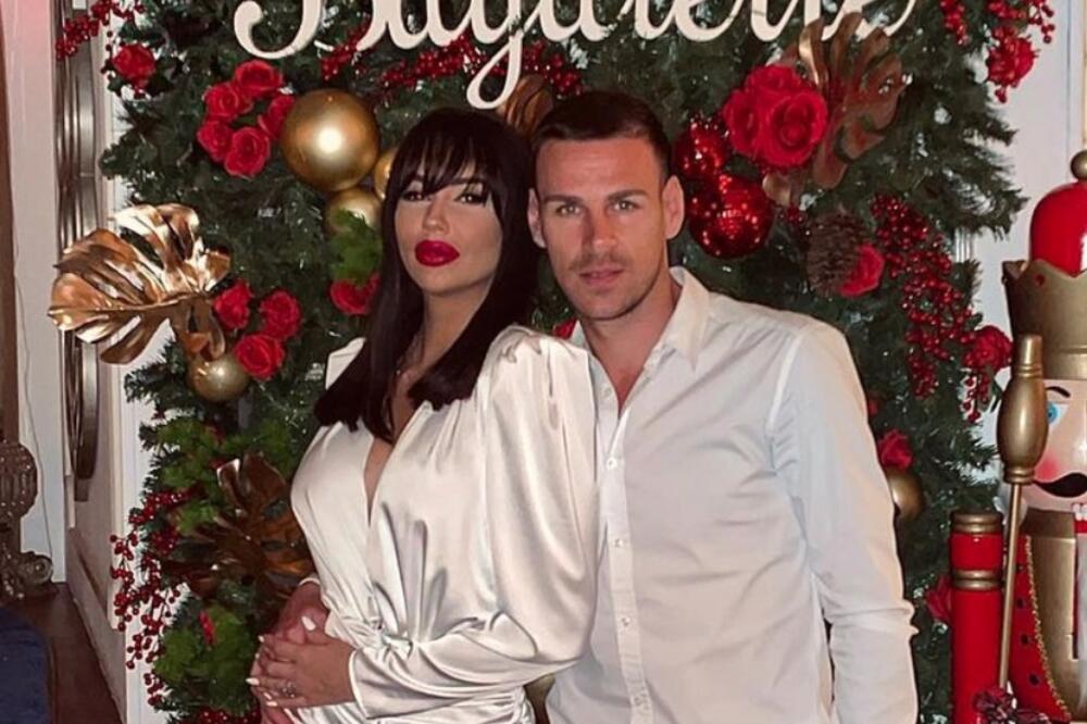 NEOČEKIVANI ŠOK TIK PRED SVADBU! Katarina Grujić VAN SEBE, ne može da veruje šta se desilo! ODVELI SU JE...