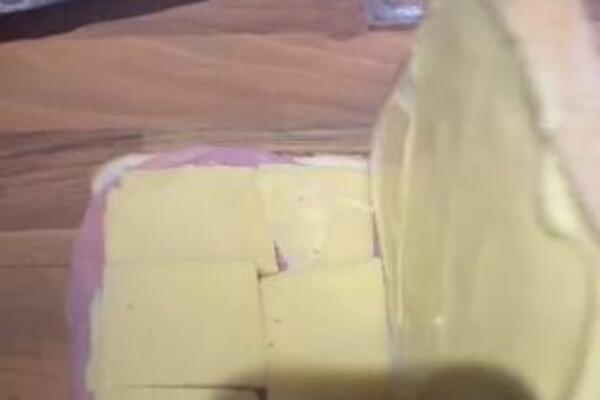 VERENIKU ZA POSAO SPAKOVALA HRANU KAO DA JE ZA VOJSKU: Neće vam BITI DOBRO kada vidite, a tek KOMENTARI, HIT VIDEO