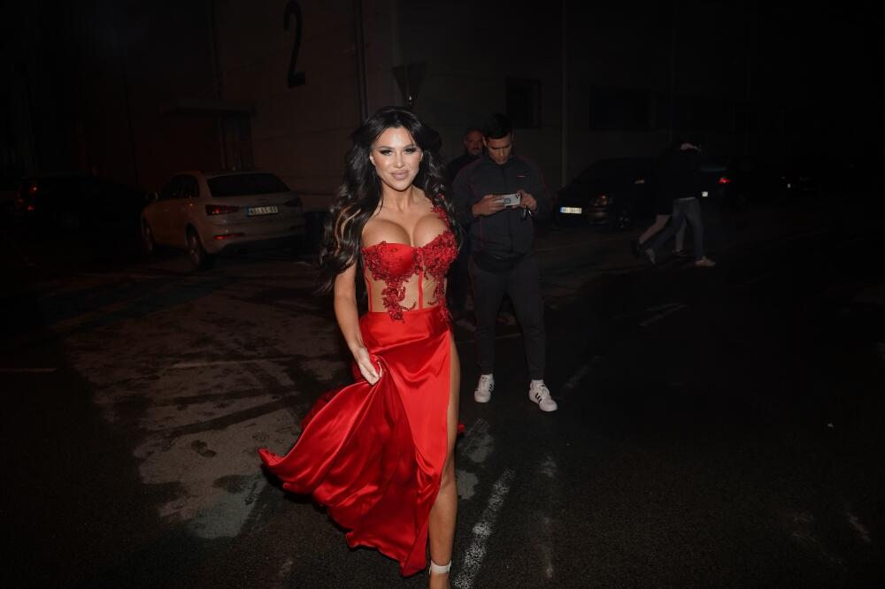 STANIJA DOBROJEVIĆ IZGUBILA BEBU U PETOJ NEDELJI TRUDNOĆE? Starleta sve JAKO TEŠKO PODELA, ovo su detalji