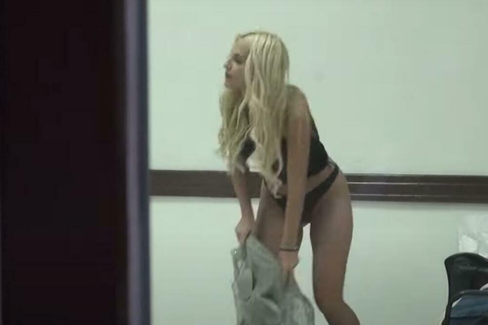 Seksual sargish Alla Gola Seksual sargish Alla Gola