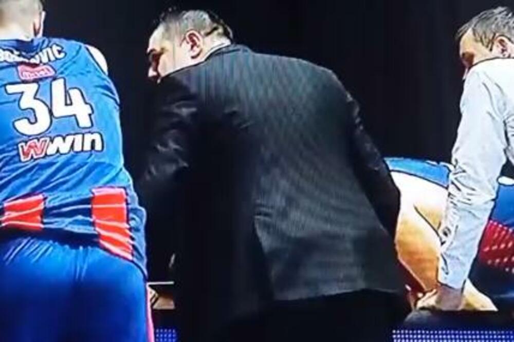 HIT TAJM-AUT SRPSKOG TRENERA: "Ajde vi se sad ispričajte, MAJMUNI, JE..O VAM PAS MATER!" (VIDEO)