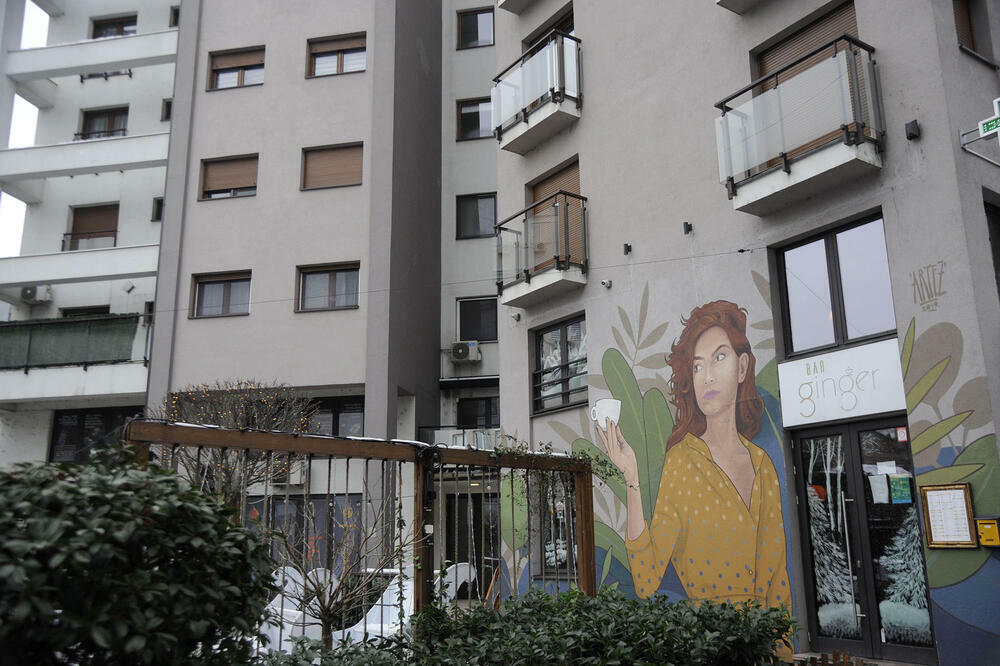 DŽINDŽER BAR SE NOĆU PRETVARA U DISKO KLUB: Stanari ne mogu da podnesu buku, DECA i BEBE plaču! (FOTO)