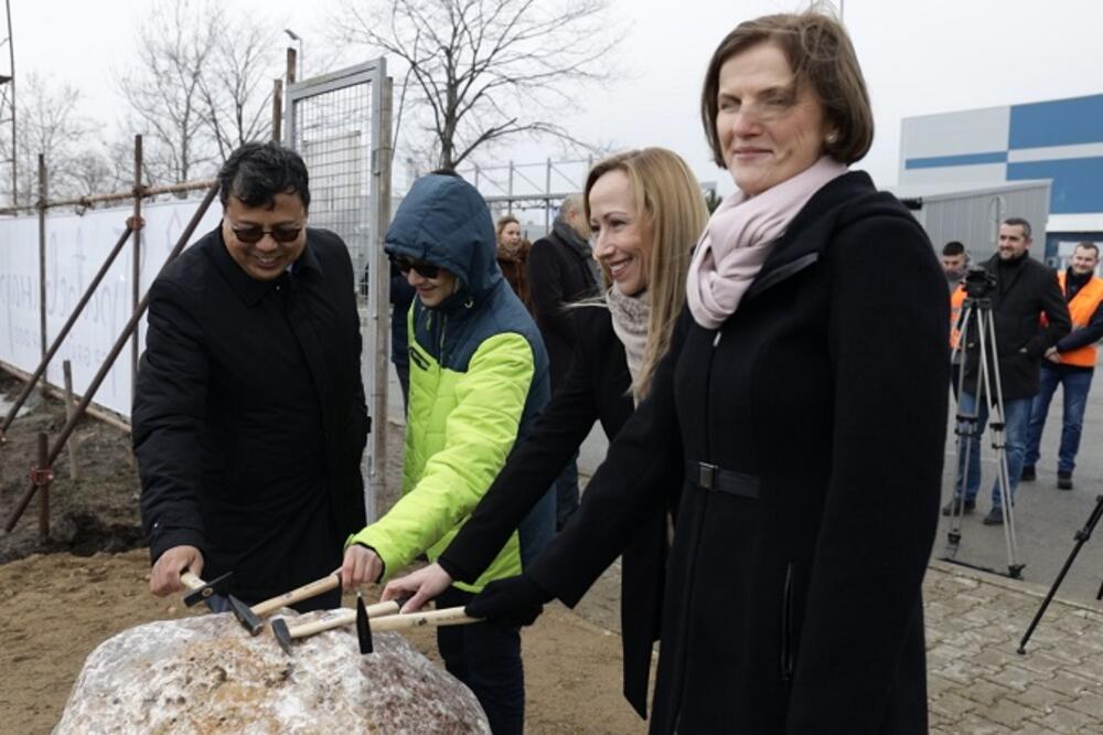 U VRŠCU POČELA IZGRADNJA KOMPLEKSA ZA PROIZVODNJU PROIZVODA OD PLASTIKE: Investicija vredna 15 miliona evra (FOTO)