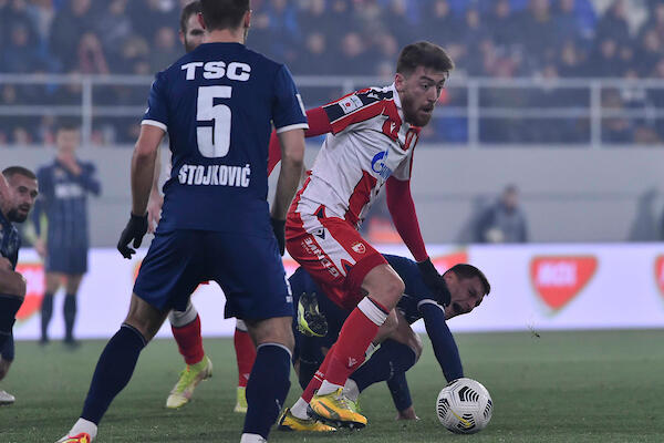 PAVKOV NOVIM GOLOM DONEO PREDNOST ZVEZDI! Pet golova u Bačkoj Topoli (VIDEO)