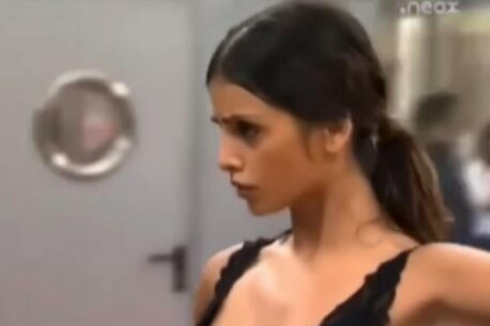 NJENU SLAVNU SESTRU SVI ZNAJU, A ONA JE NEKADA IGRALA U OMILJENOJ SERIJI: I dalje je BOMBA, evo kako izgleda!