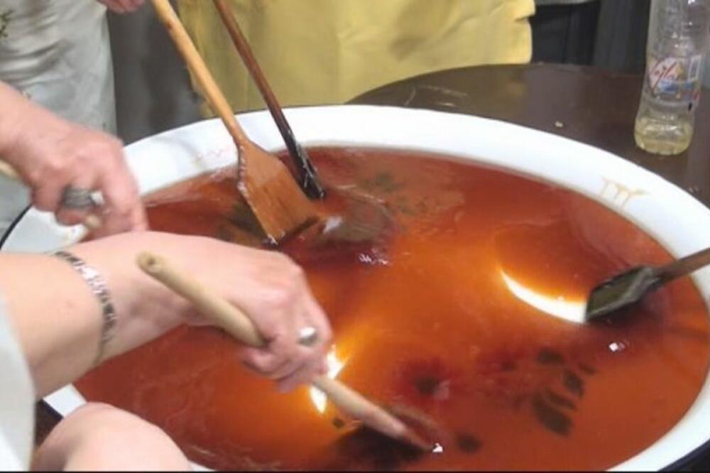 EVO KAKO SE PRAVI ORIGINALNA ĆETENIJA IZ PRIJEPOLJA: Ništa manje ukusna od BAKLAVE, poznata od DAVNINA (FOTO)