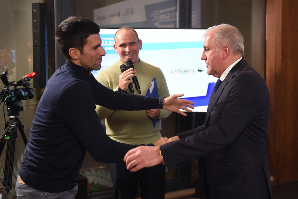 LOGIČNO - GOSPODIN OBRADOVIĆ UZ NOVAKA!