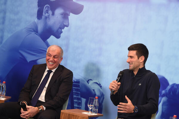PODRŠKA ZA RODITELJE I LEKCIJA ZA TALENTE: Sonja, Željko i Novak oduševili sve na panelu Putem Šampiona! FOTO/VIDEO