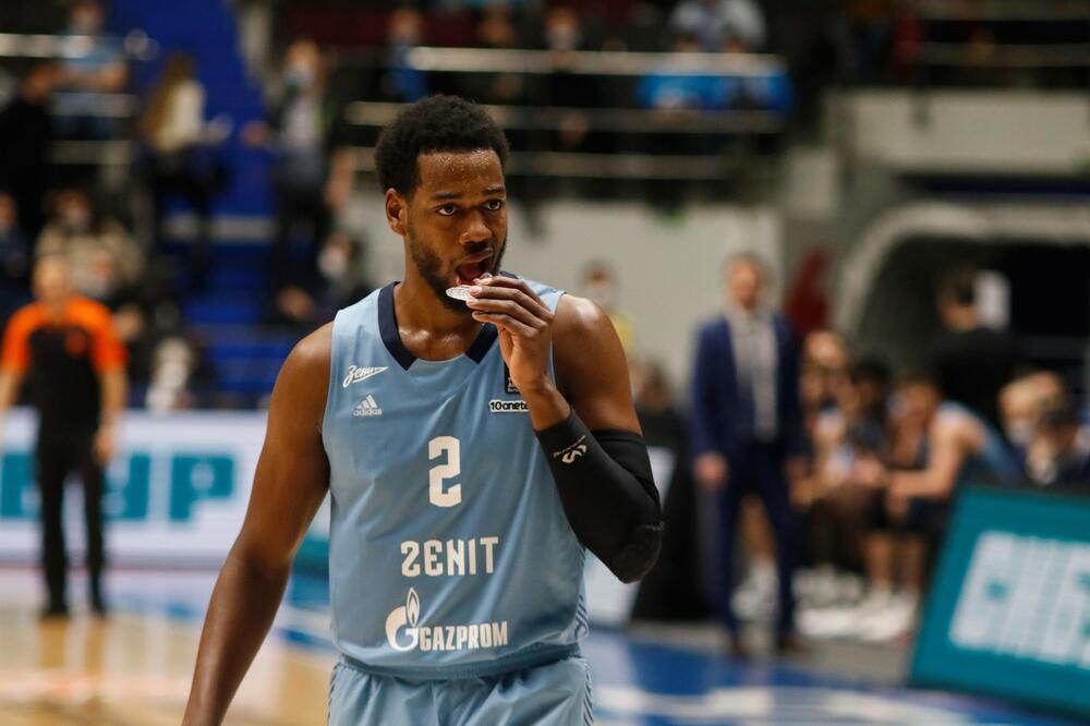 BIVŠI ZVEZDAŠI LOJD I BERON 'UNIŠTILI' OBRADOVIĆEV MONAKO: CSKA se namučio u Berlinu!