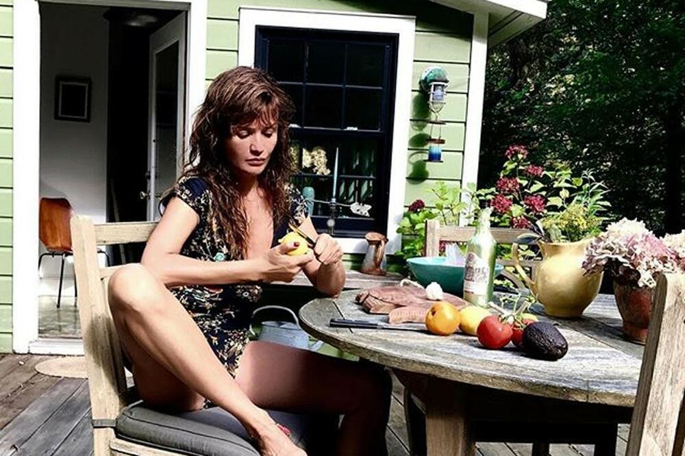 GLUMICA JE BILA OMRAŽENA U FILMU "TITANIK", A TEK DA VIDITE KAKO DANAS IZGLEDA! Ima 69 godina, žari i pali izgledom