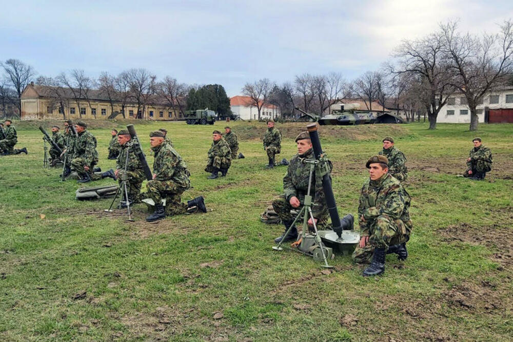 POČELA JE PRIJAVA ZA DOBROVOLJNO SLUŽENJE VOJNOG ROKA: Ovo su uslovi