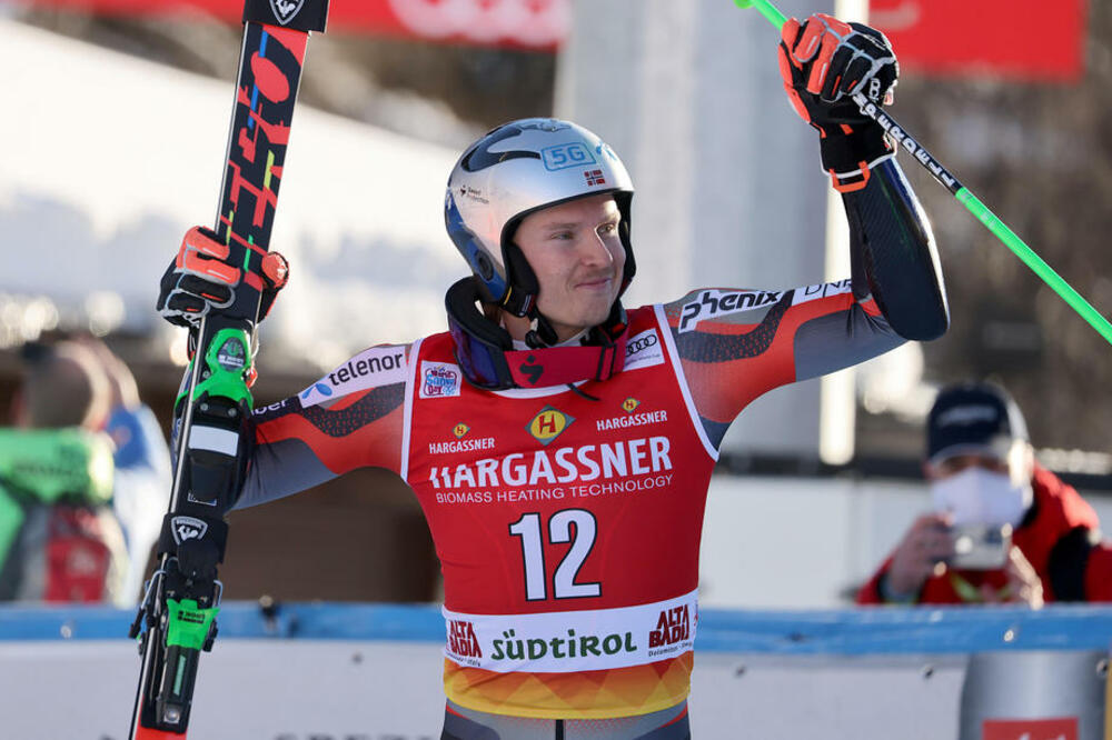 HRVATI SE OBRUKALI: Prekinuta trka u Zagrebu!