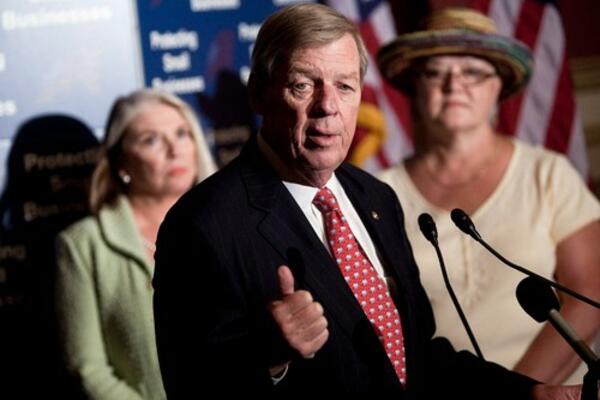 UPRAVO JE JAVLJENO, UMRO POLITIČAR!