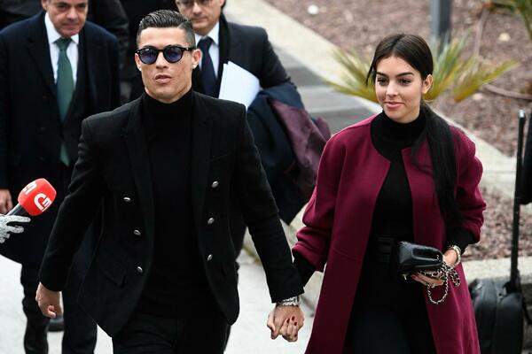 U NAJVEĆOJ ŽIVOTNOJ TUZI - Ronaldova sestra smogla snage da se osvrne na VELIKI GEST LIVERPULA!